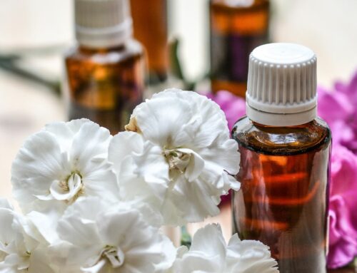 Aromaterapia para dormir: Como ela te ajuda a dormir bem + 3 óleos essenciais